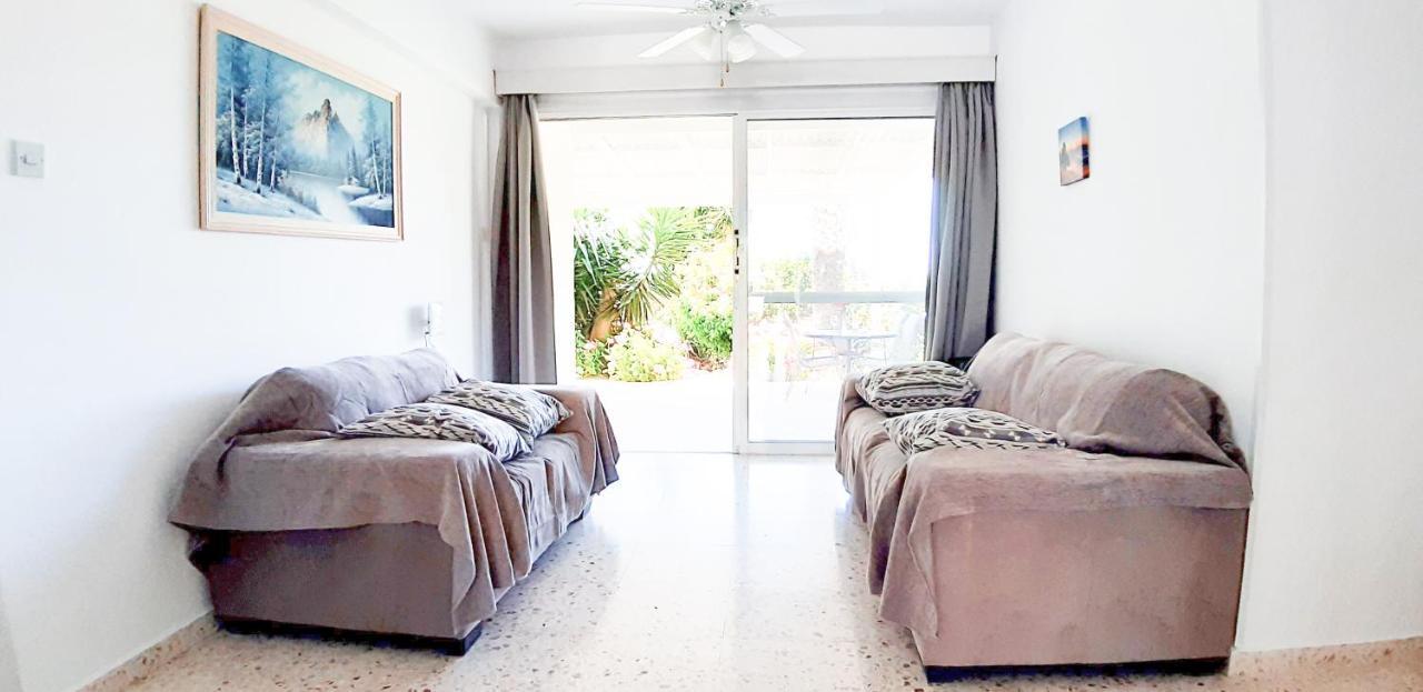 Coral Bay Suite Cyprus Exterior foto